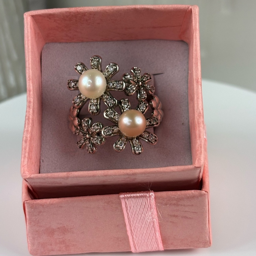 Vantel Pearls "Your Moment" Double Pearl Floral Statement Ring – Size 7